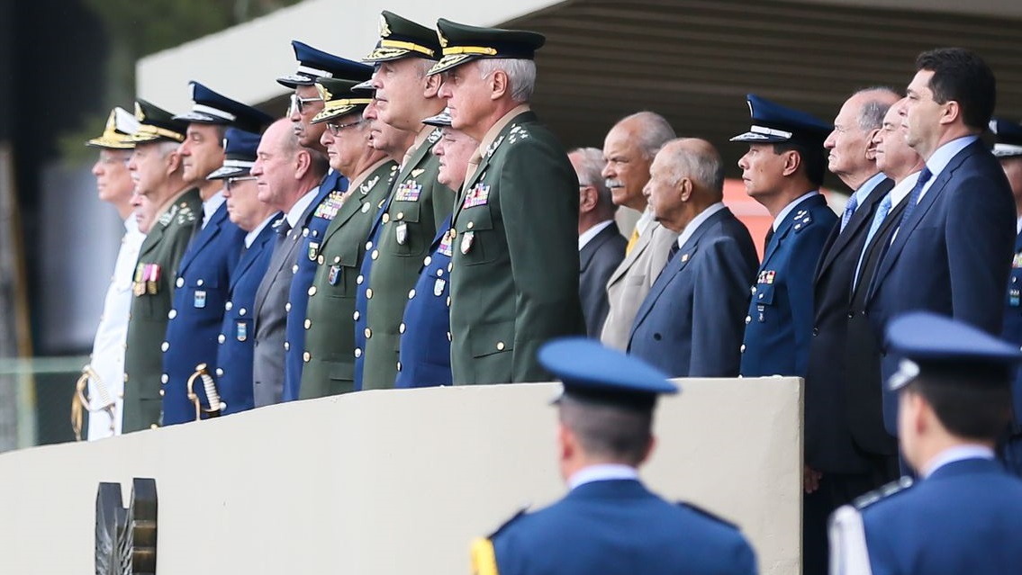 Privilegiados pelo governo, militares vão poder receber até R$ 59 mil de salário